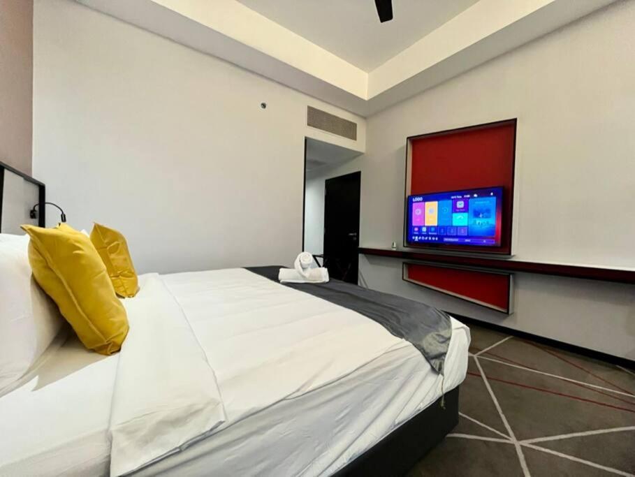 #211 M101 Dang Wangi Klcc View Pool By Livin Apartment Kuala Lumpur Exterior photo